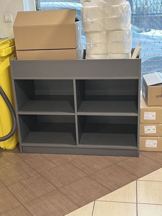 Търговски щандове