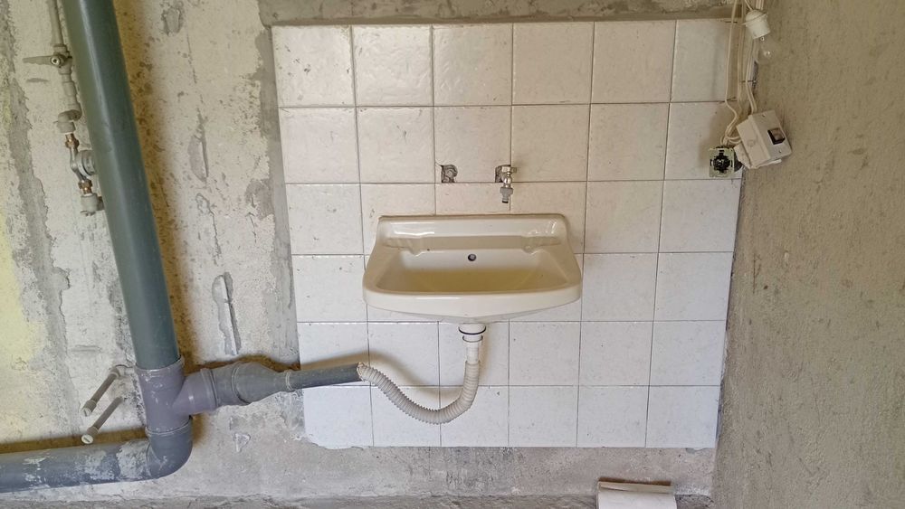 Продава се Едностаен апартамент в София, Илинден - 18 кв.м за 2040 €/кв.м - Снимка #4