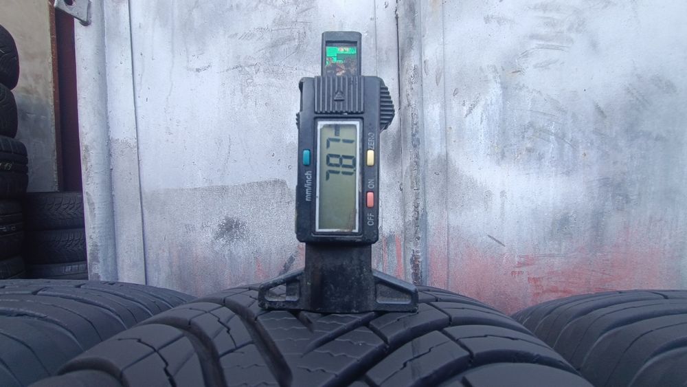 215/70/16 Vredestein Дот 0823