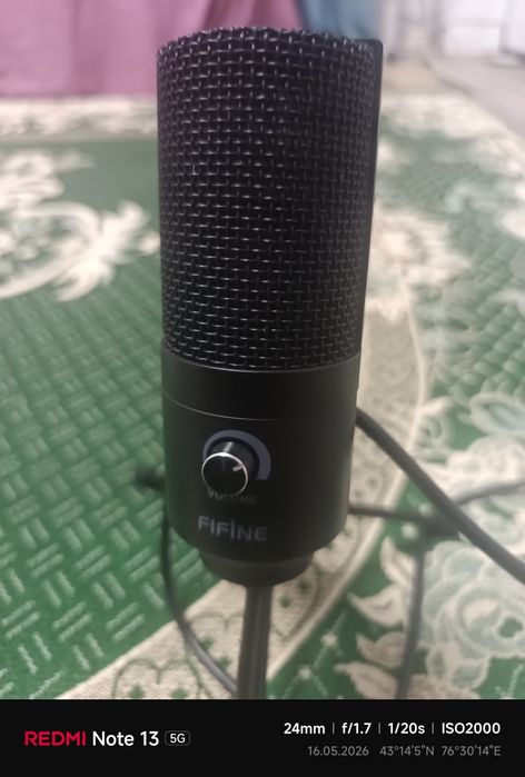 Продам Микрофон Fifine K669