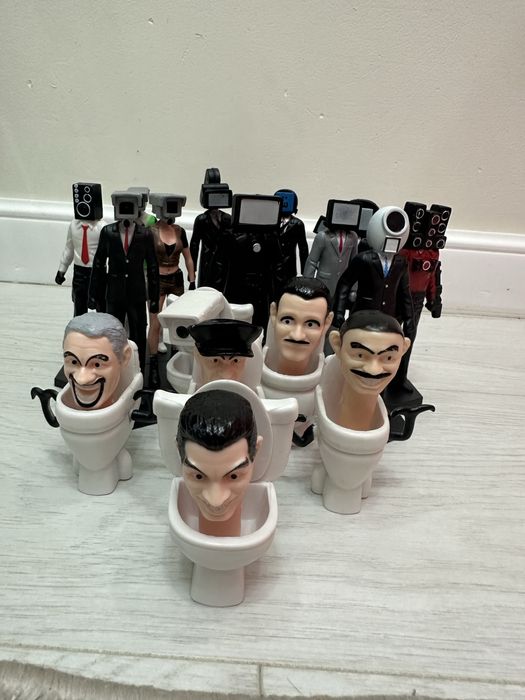 Продам фигурки скибиди туалет