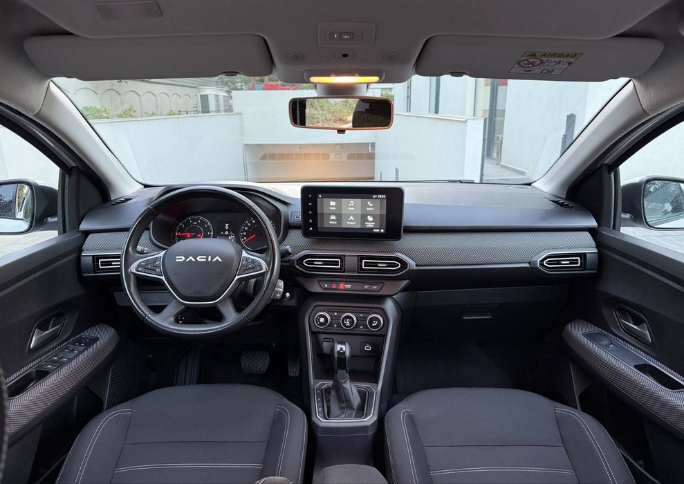 Dacia Logan Prestige 2023 - 48.000 KM - Cutie Automată - In Garanție.