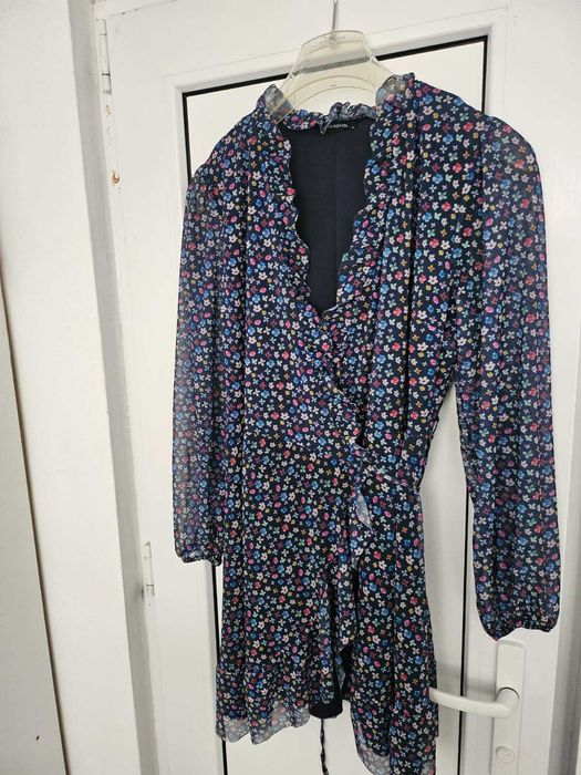 Красива Рокля Тrendyol