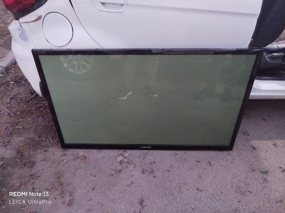 Телевизор Самсунг 130см. 51 диогональ