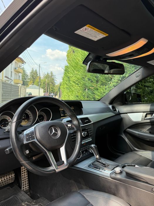 Mercedes Benz C250 (Benzina)