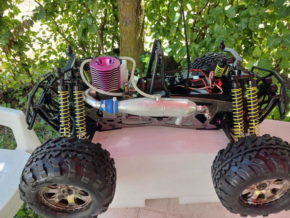 Automodel HPI Savage X 4X4 ,1:8 + RC optional.
