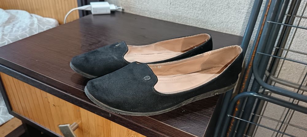 Отдам Женскую куртку  и обувь