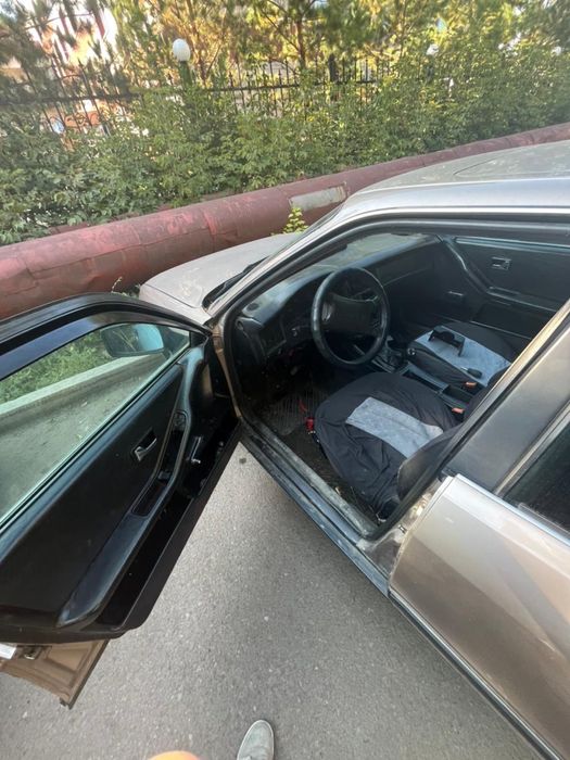 Продам ауди 90 на ходу