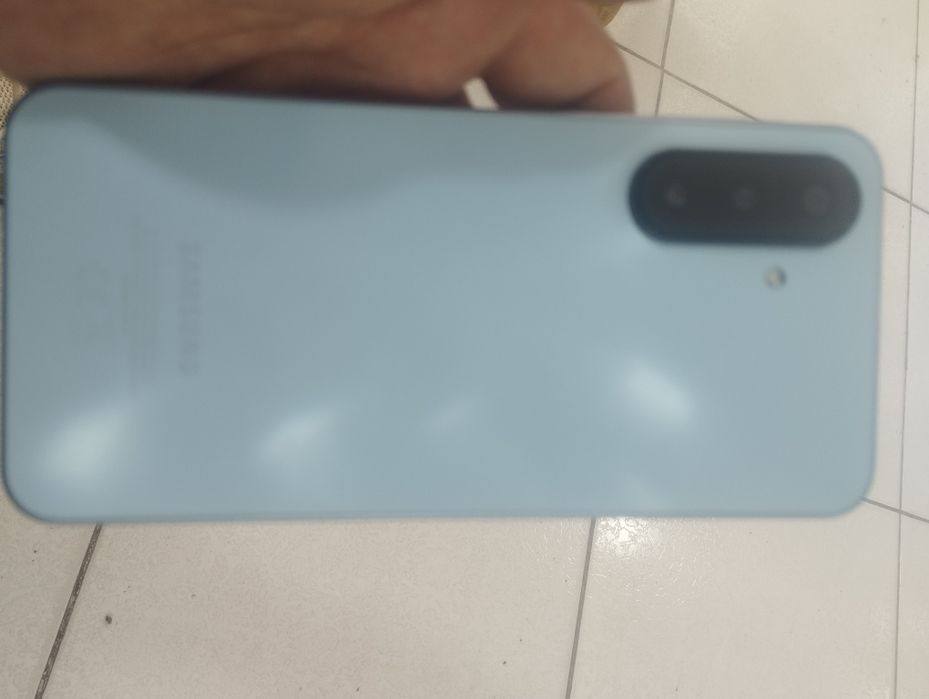 Samsung a 17  12 ga 256 gb