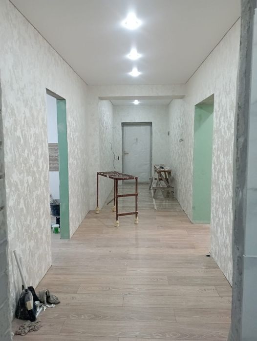 Штукатурка.Кафель.Левкас.Обой.