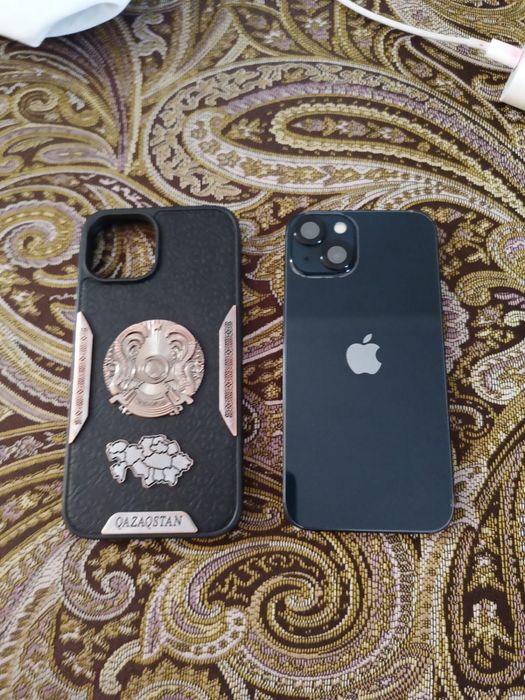 Продам айфон 13 128 гб