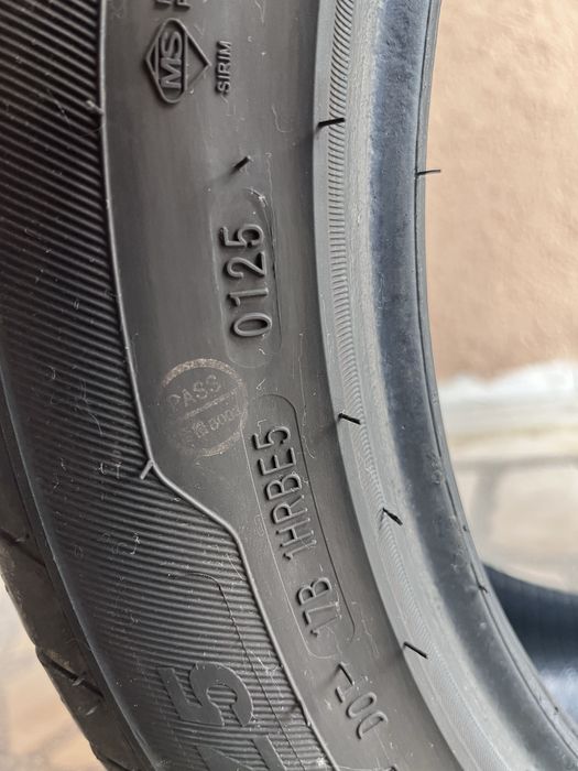 2 броя 255/45/18 летни гуми 2025г.