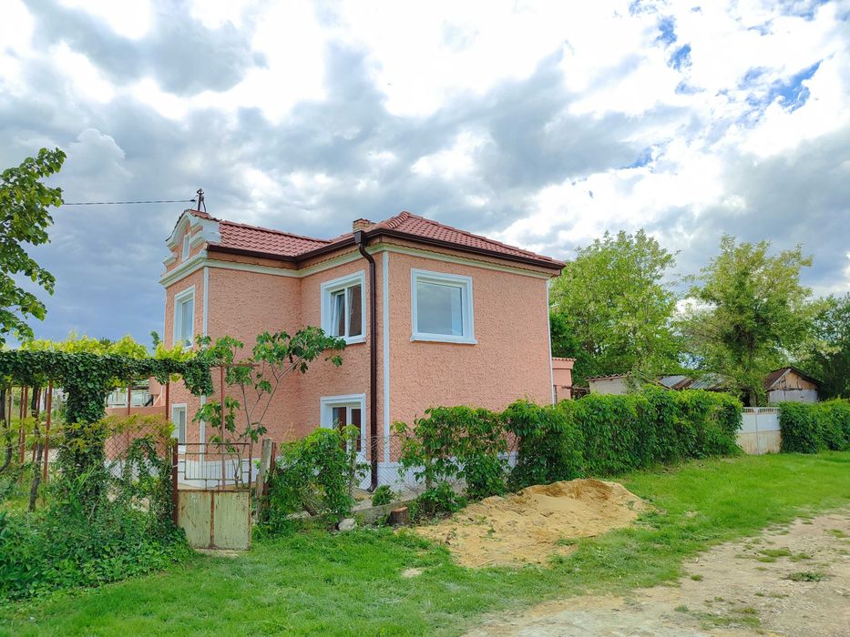 Продава се Къща в с. Владимирово, Област Добрич - 100 кв.м за 383 €/кв.м - Снимка #8