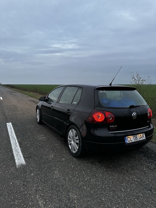 Vand golf 5 automat cu trapa