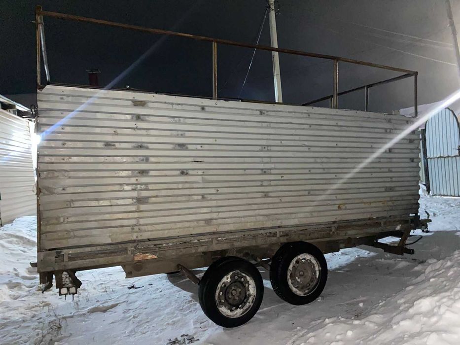 продам прицеп коневозка скотовоз