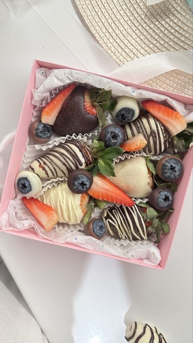 Клубника в шокколаде