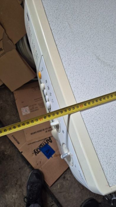 Продам стиральную  машинку зануси