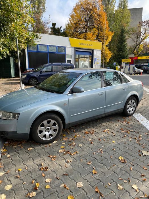 AUDI A4 2002 — imagine 1