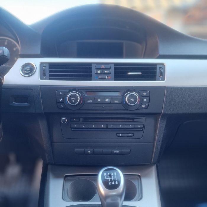 BMW 3 Series 2011 — imagine 2