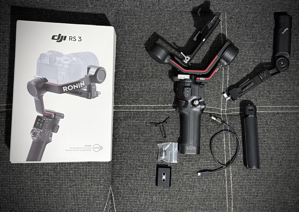 Stabilizator DJI RS 3 Gimbal cu Maner SmallRig
