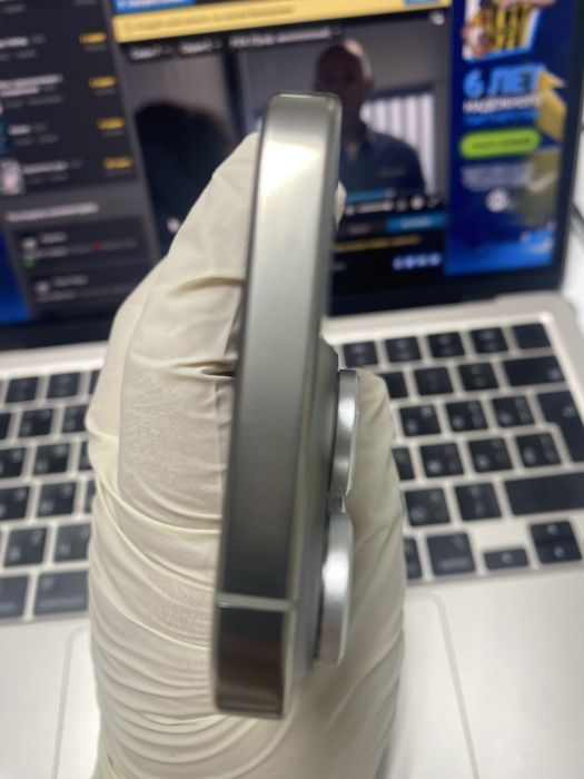 Продам Iphone 16 Pro 256