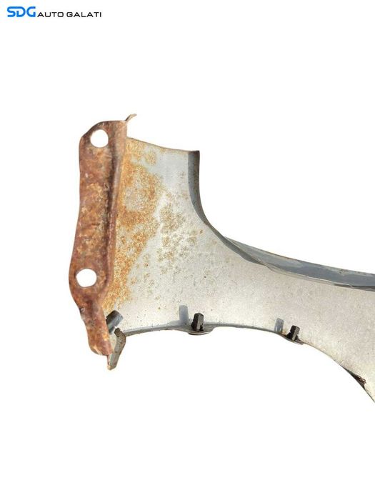 Aripa Stanga Fata Toyota Auris E150 2006 - 2012 Culoare 1C0 [LC2530]
