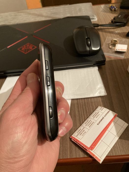 Продам телефон самсунг