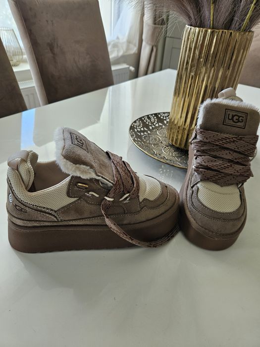 UGG Sneakers Lowmel , marimea 36