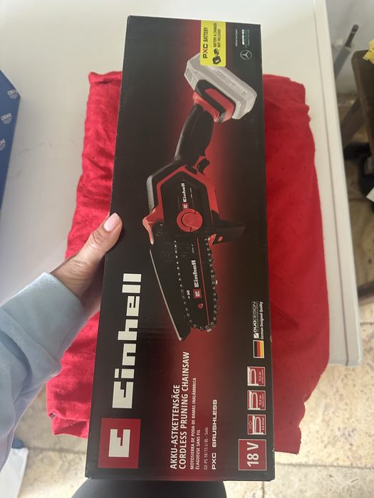 Ferastrau cu lant pentru crengi fara fir