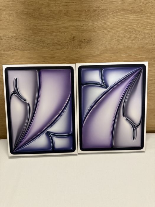 iPad Air 13-inch (m3 ) Wi-Fi + Cellylar , 1TB