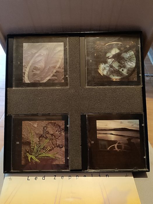 Led Zeppelin, Box 4 Cd-uri si carte