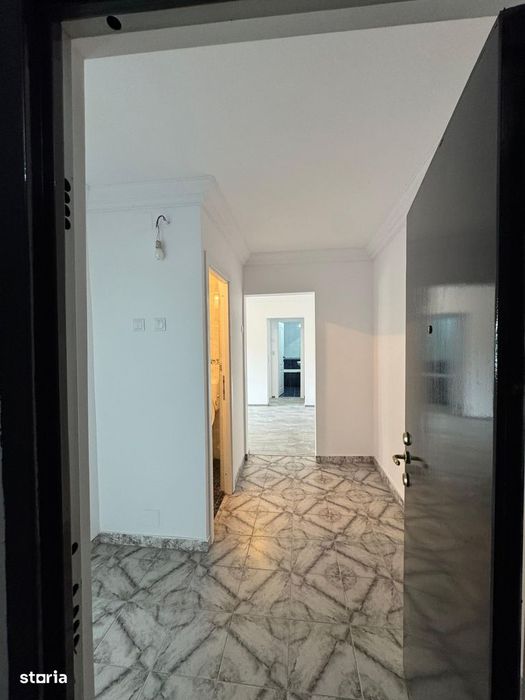 Apartament cu 3 camere renovat