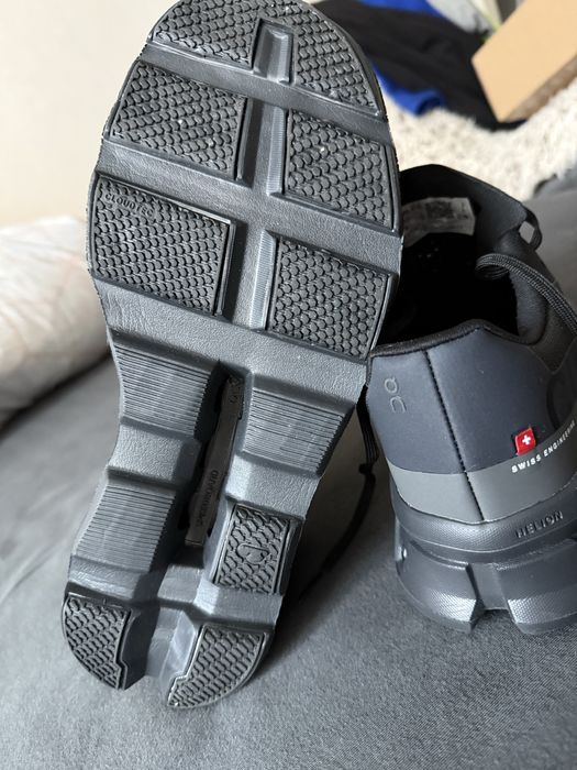 Vand adidasi on running