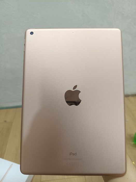 iPad 8 32Gb Rangi Gold Karopka Dakement Bor