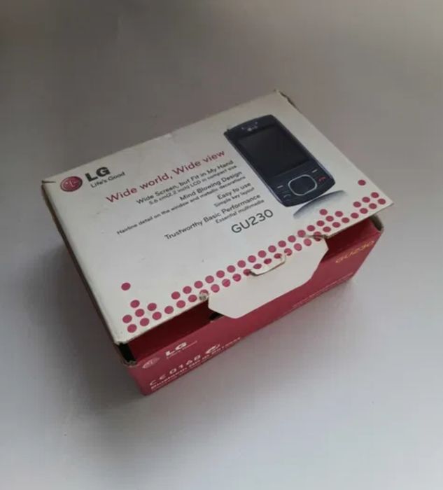 Telefon LG GU230, nefolosit ,full box , complet, pentru colectie sau pentru folosinta