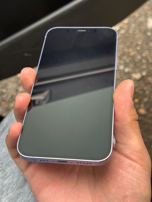 Продам iphone 12 128gb