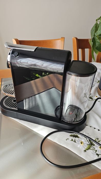 Кафемашина Делонги  Nespesso