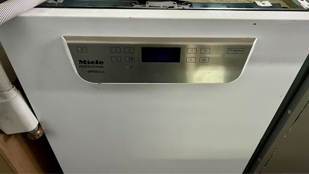 Съдомиялна Миеле/Miele Професионал