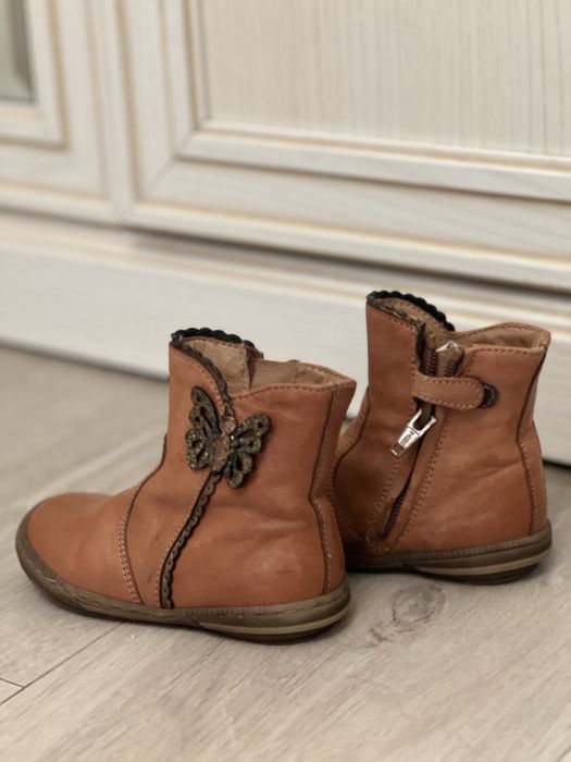 Продам детскую  обувь Италия