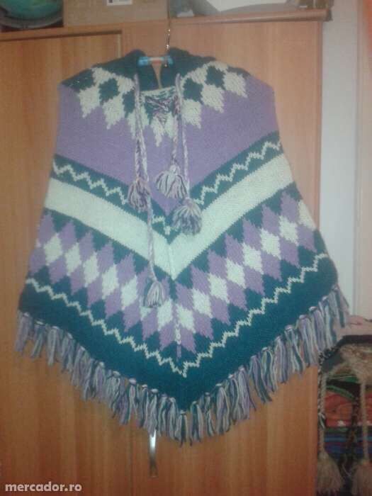 Pelerina de lana din Nepal