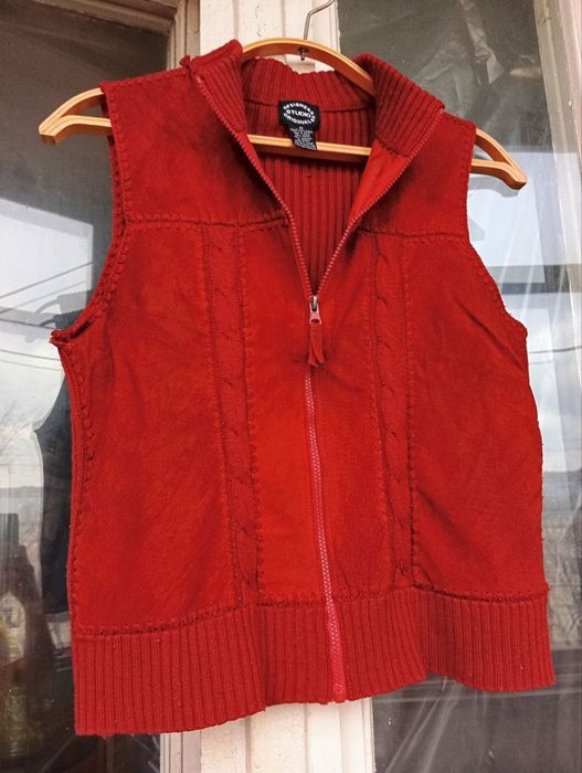 Жилет Камзул Сотилади