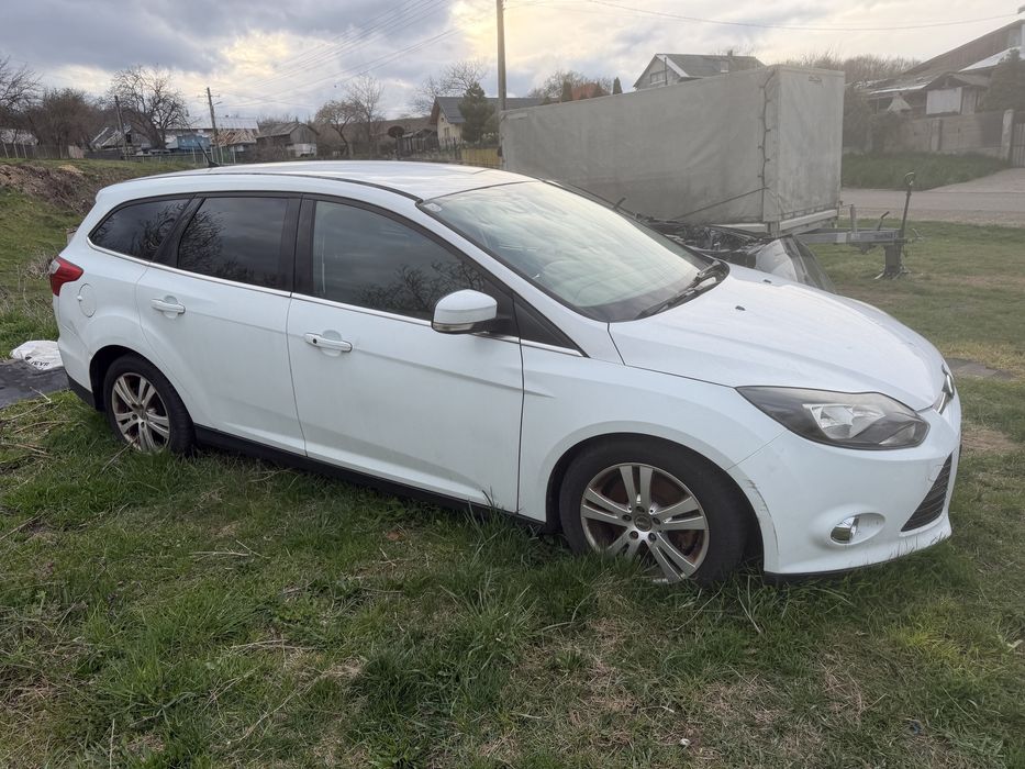Dezmembrez ford focus 2.0 tdci
