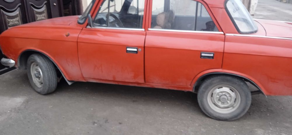 Машина масквич 412