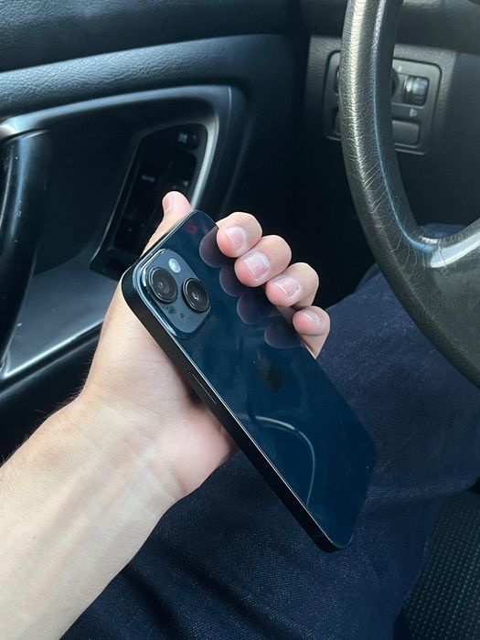 Айфон 14      сатылады    жазыңдар