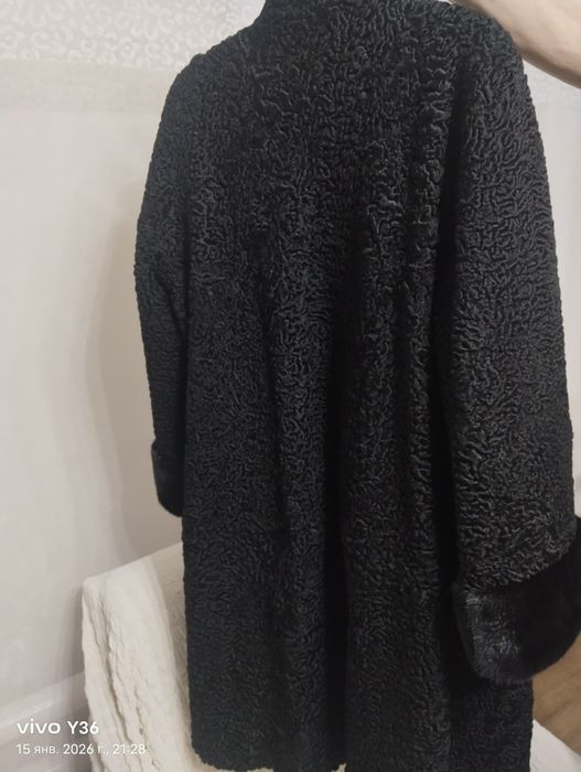 Шуба из Каралуля НОВАЯ!!