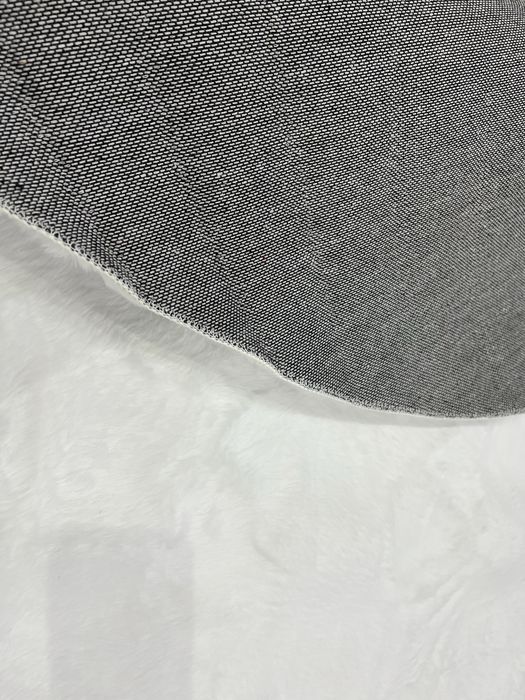 Ковер меховой круглый белый