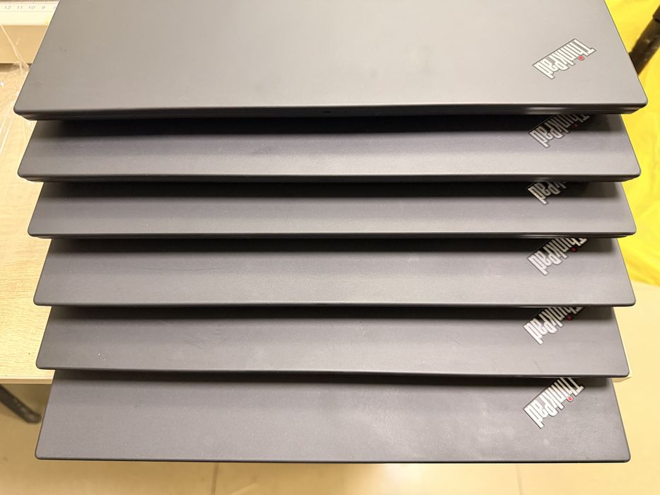 Lenovo thinkpad  T14 Gen2