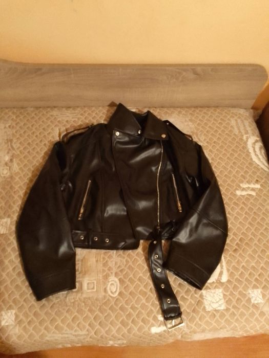 Кожено яке с колан