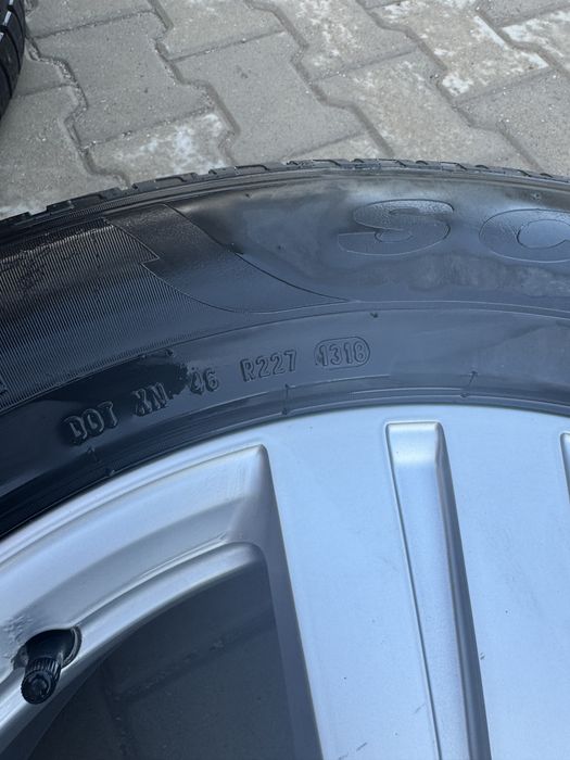Vand 4 anvelope m&s 255/60/18