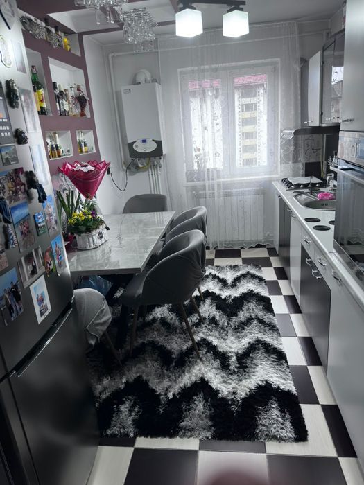 Vand apartament 2 camere